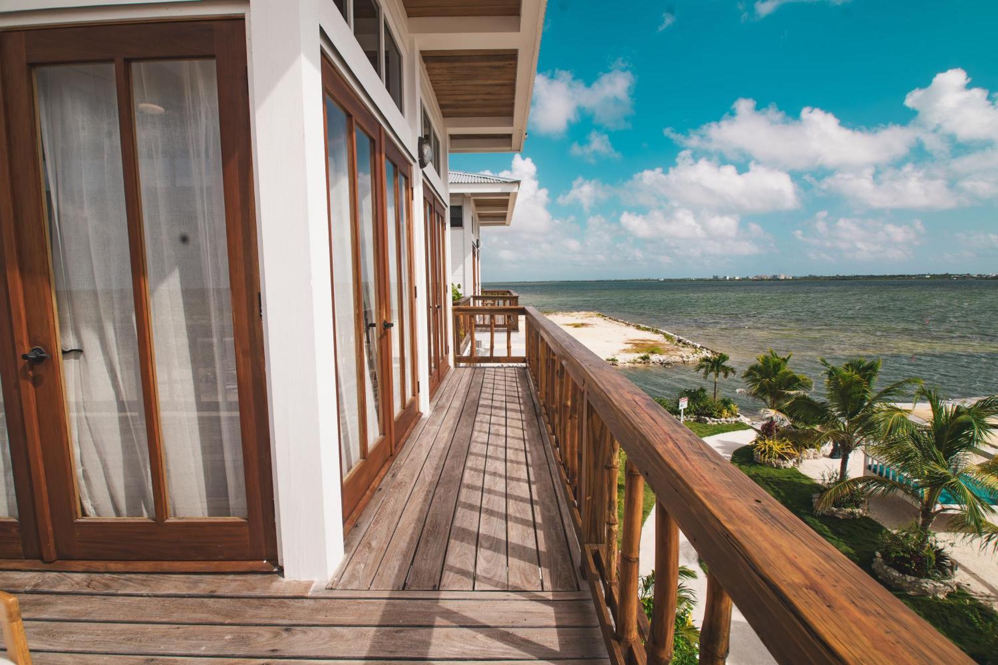 Aruna Resort & Villas San Pedro  Zewnętrze zdjęcie